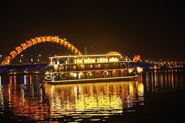 Du thuyền sông Hàn Đà Nẵng